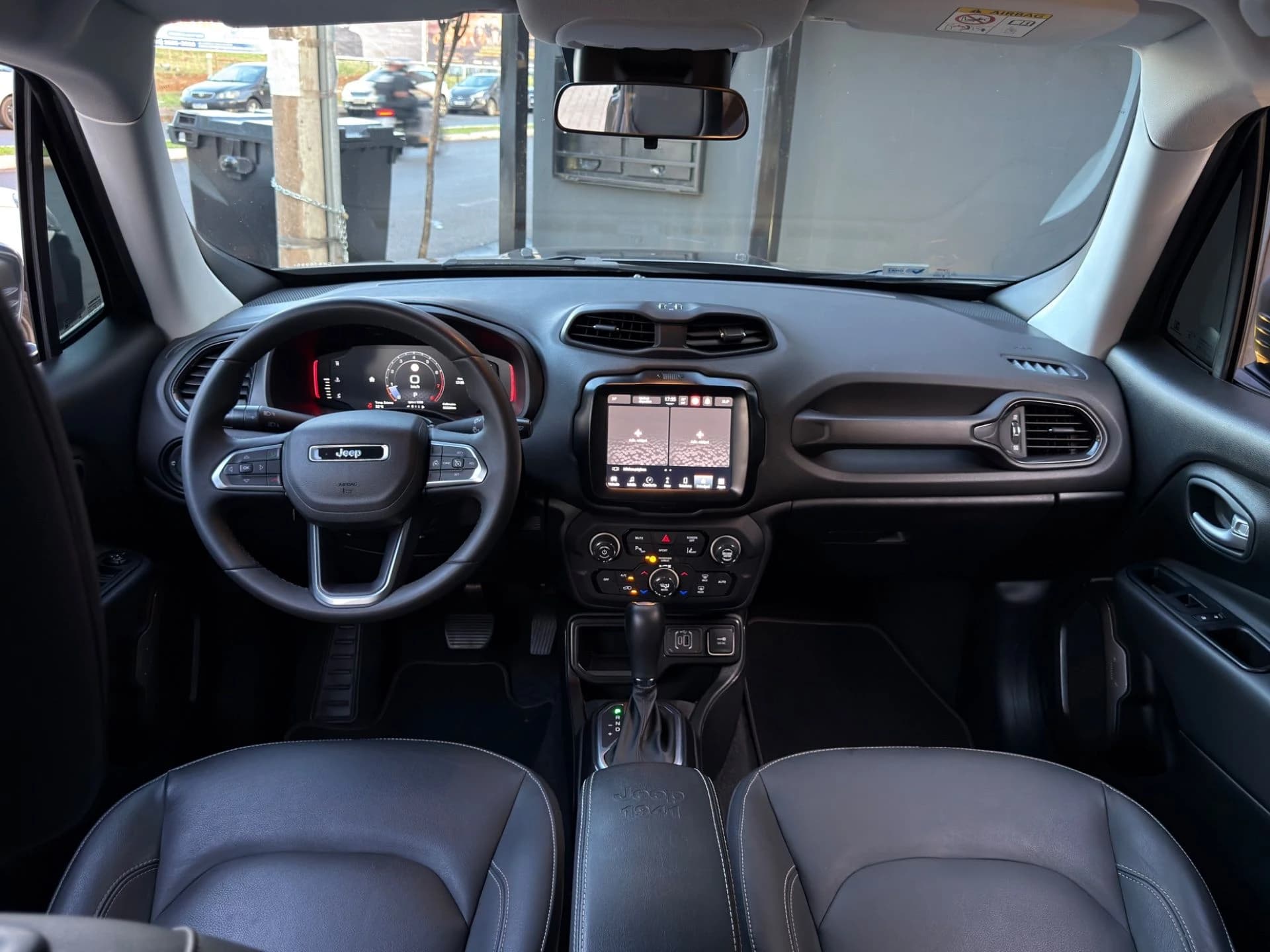 Jeep RENEGADE LGTD T270 2024/2025 — foto 4 de 12
