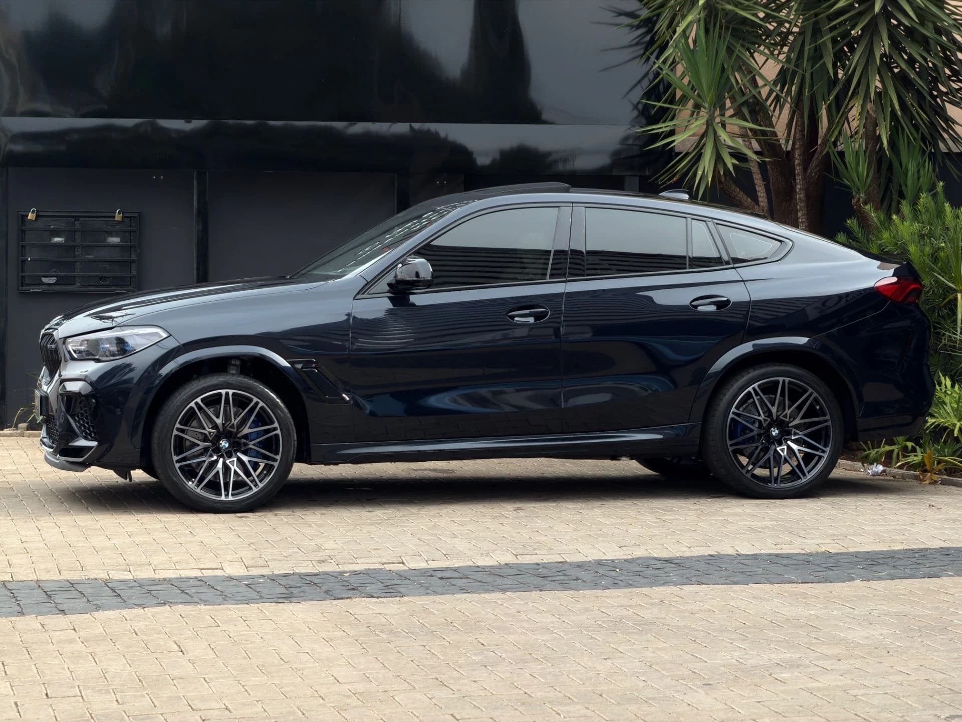 BMW X6 M COMPETITION 2021/2022 — foto 14 de 20