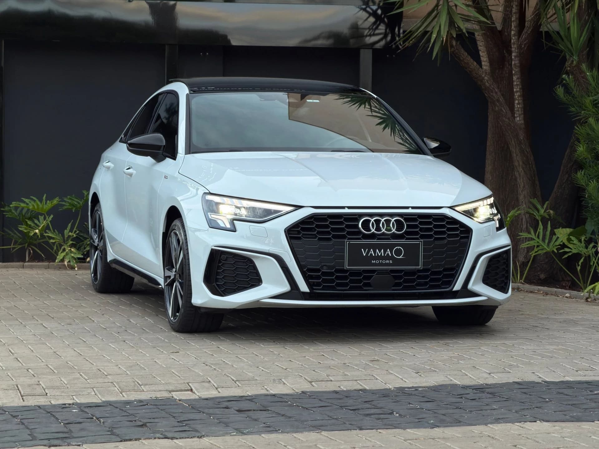 Audi A3 PERFORMANCE BLACK 2024 — foto 7 de 14