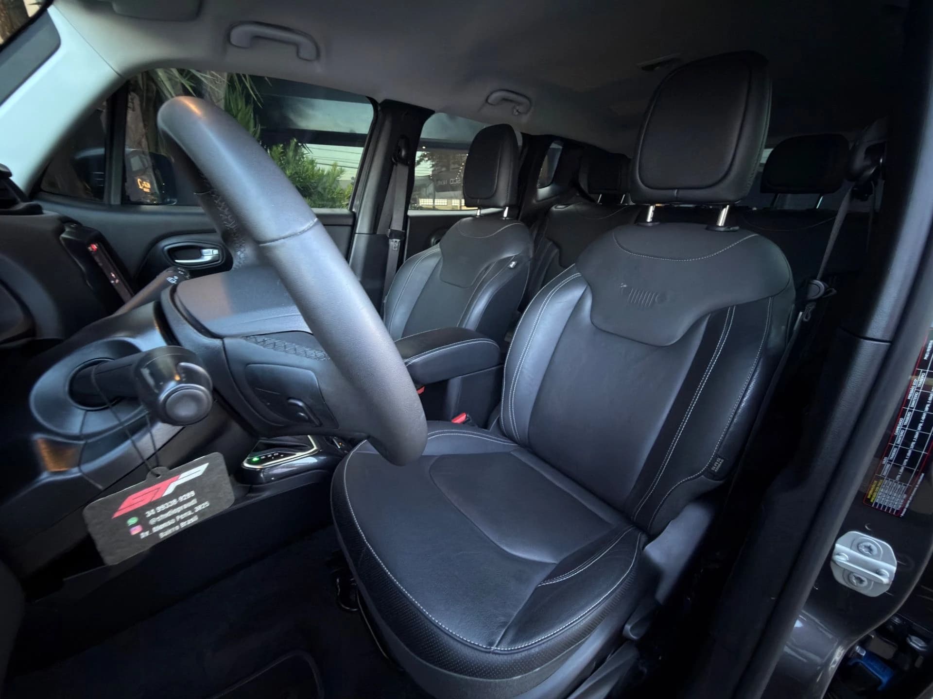 Jeep RENEGADE LGTD T270 2024/2025 — foto 3 de 12