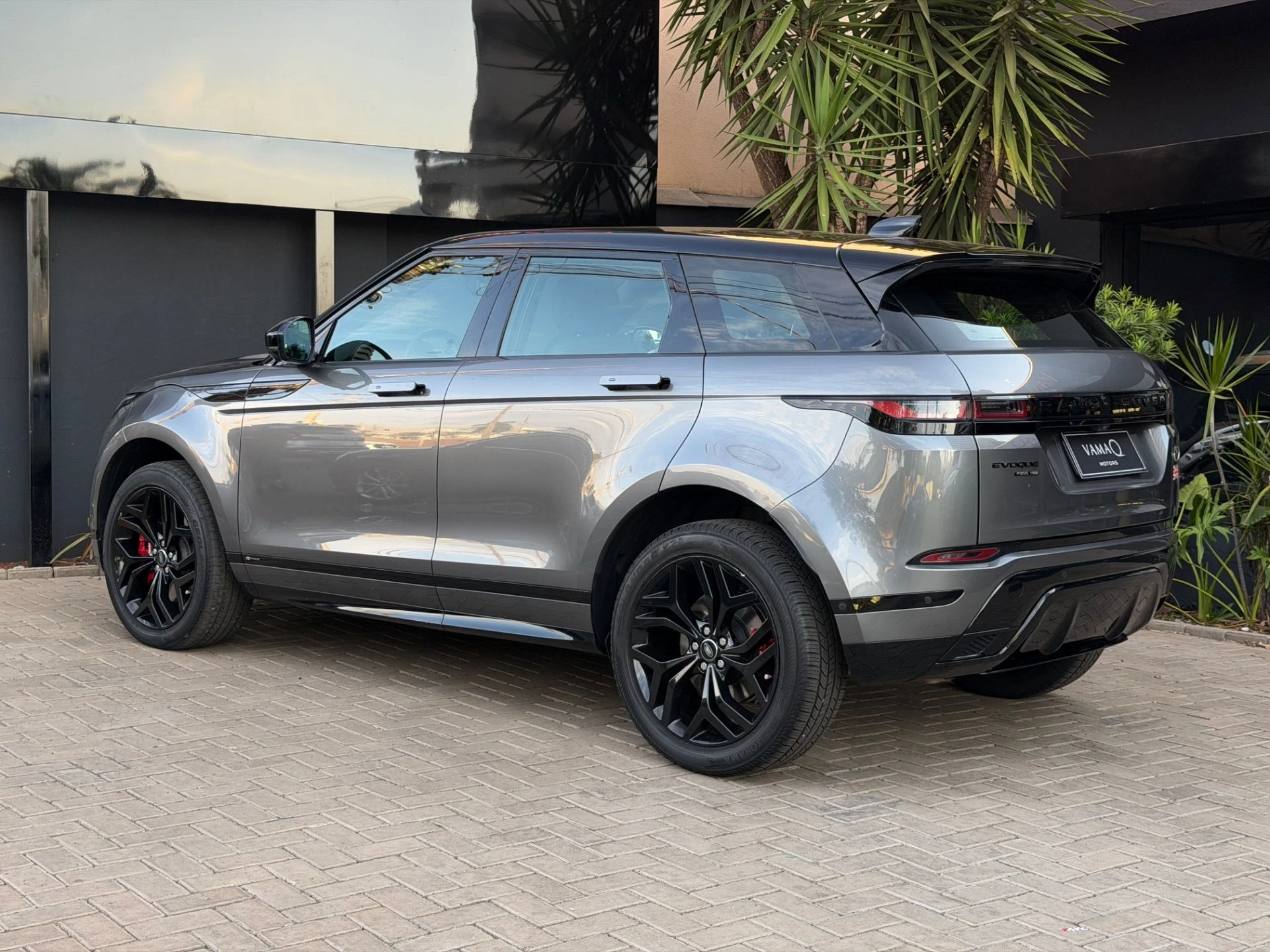 LAND ROVER EVOQUE — foto 5