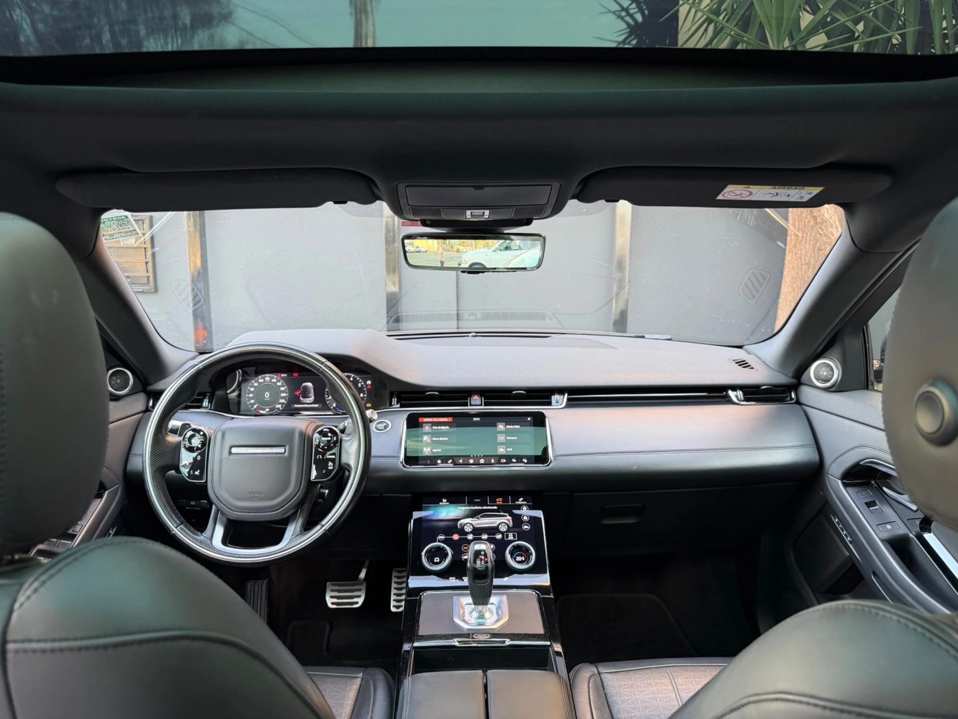 LAND ROVER EVOQUE — foto 13