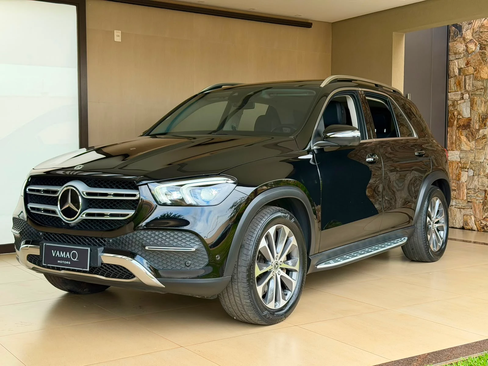 Mercedes-Benz GLE 400d — foto 14