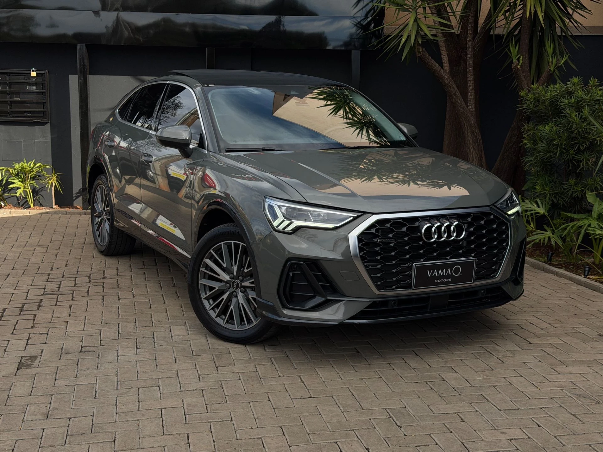 AUDI Q3 — foto 2