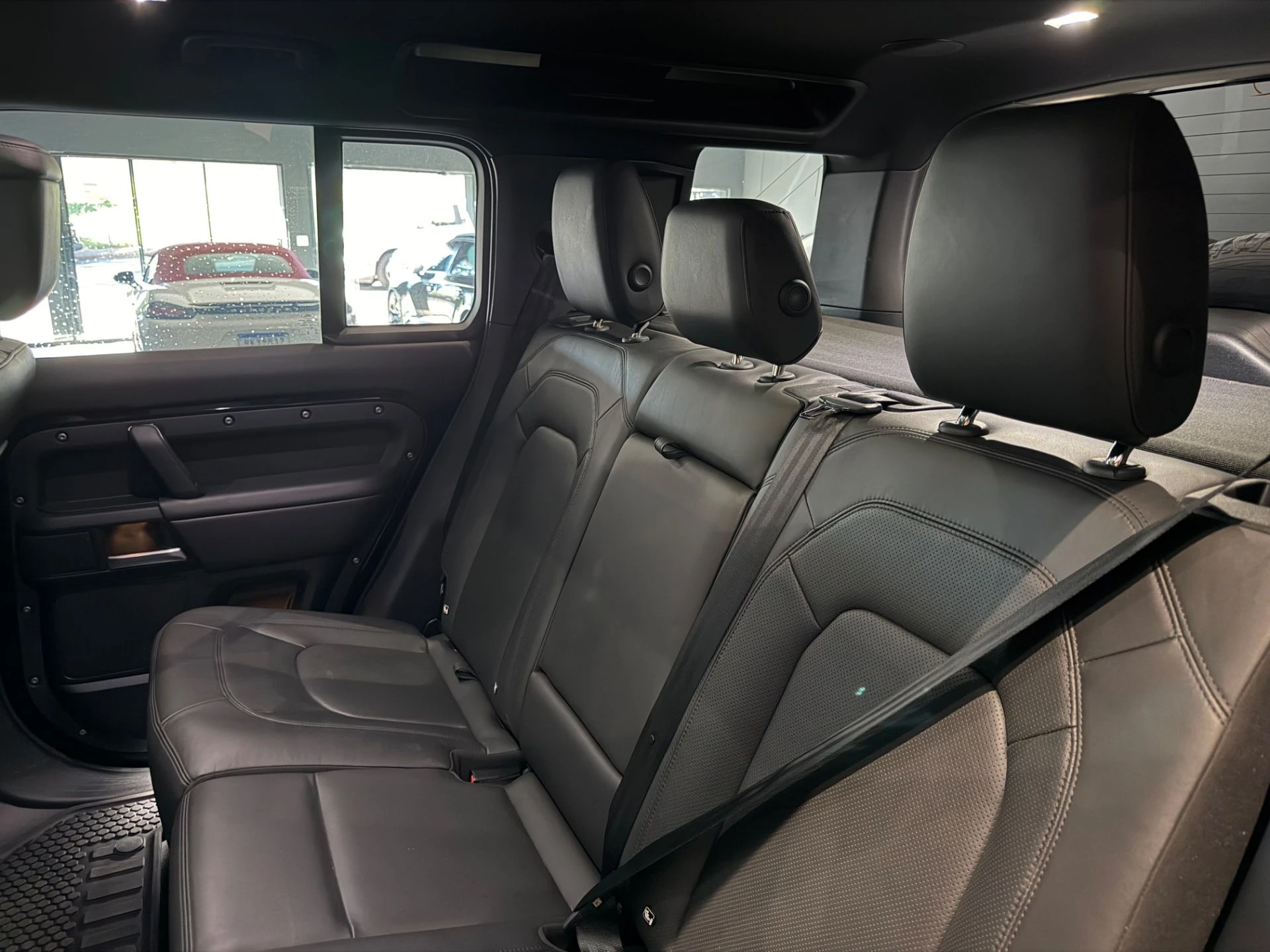 Land Rover Defender — foto 16