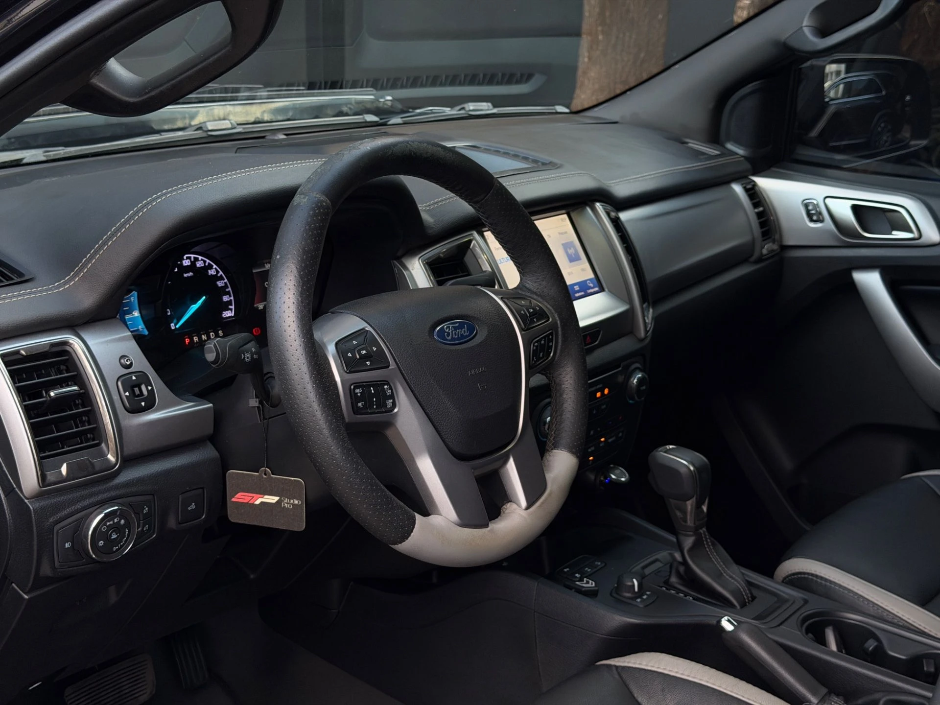 FORD RANGER — foto 7