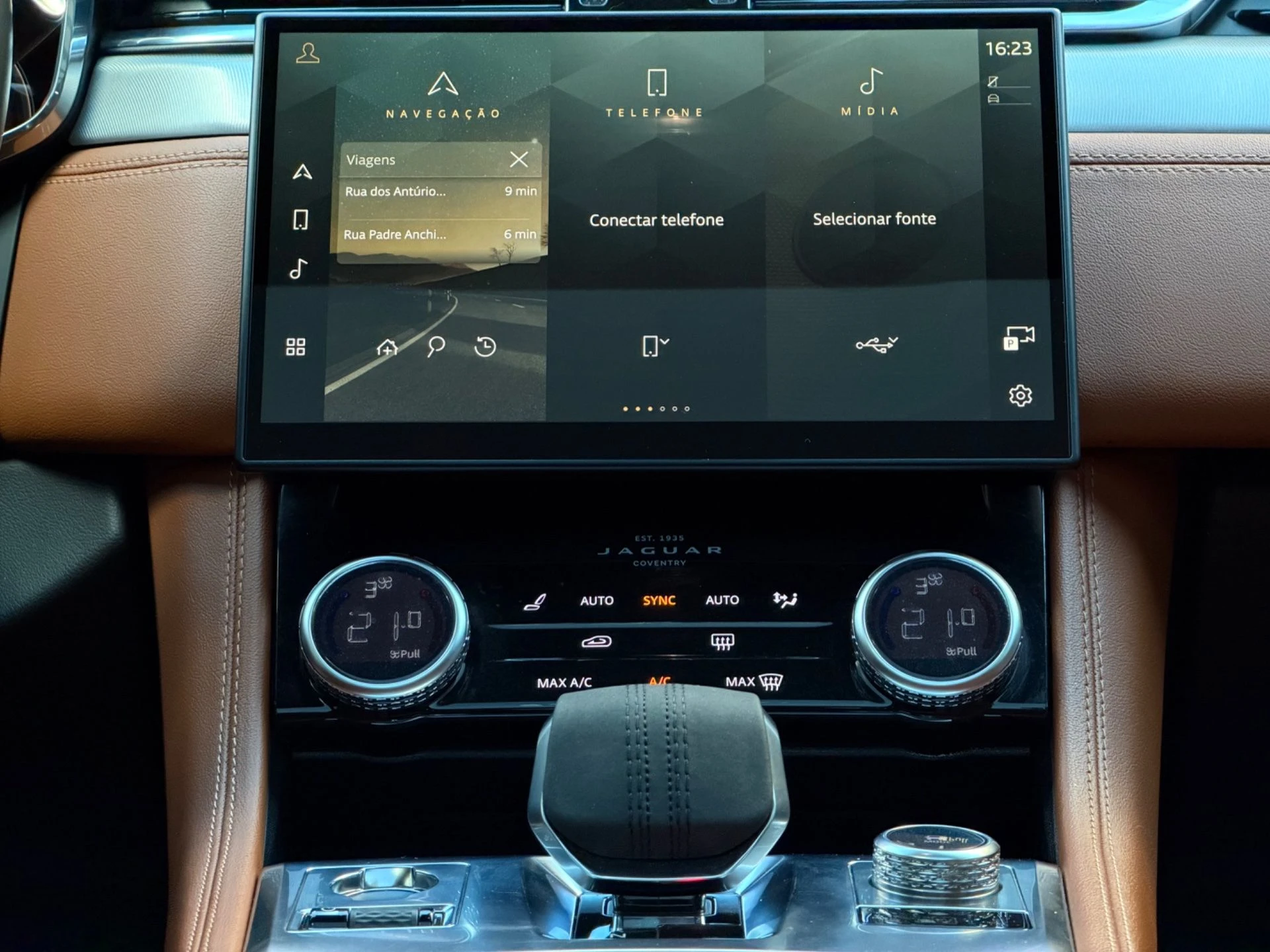 JAGUAR FPACE PHEV RDYN — foto 14
