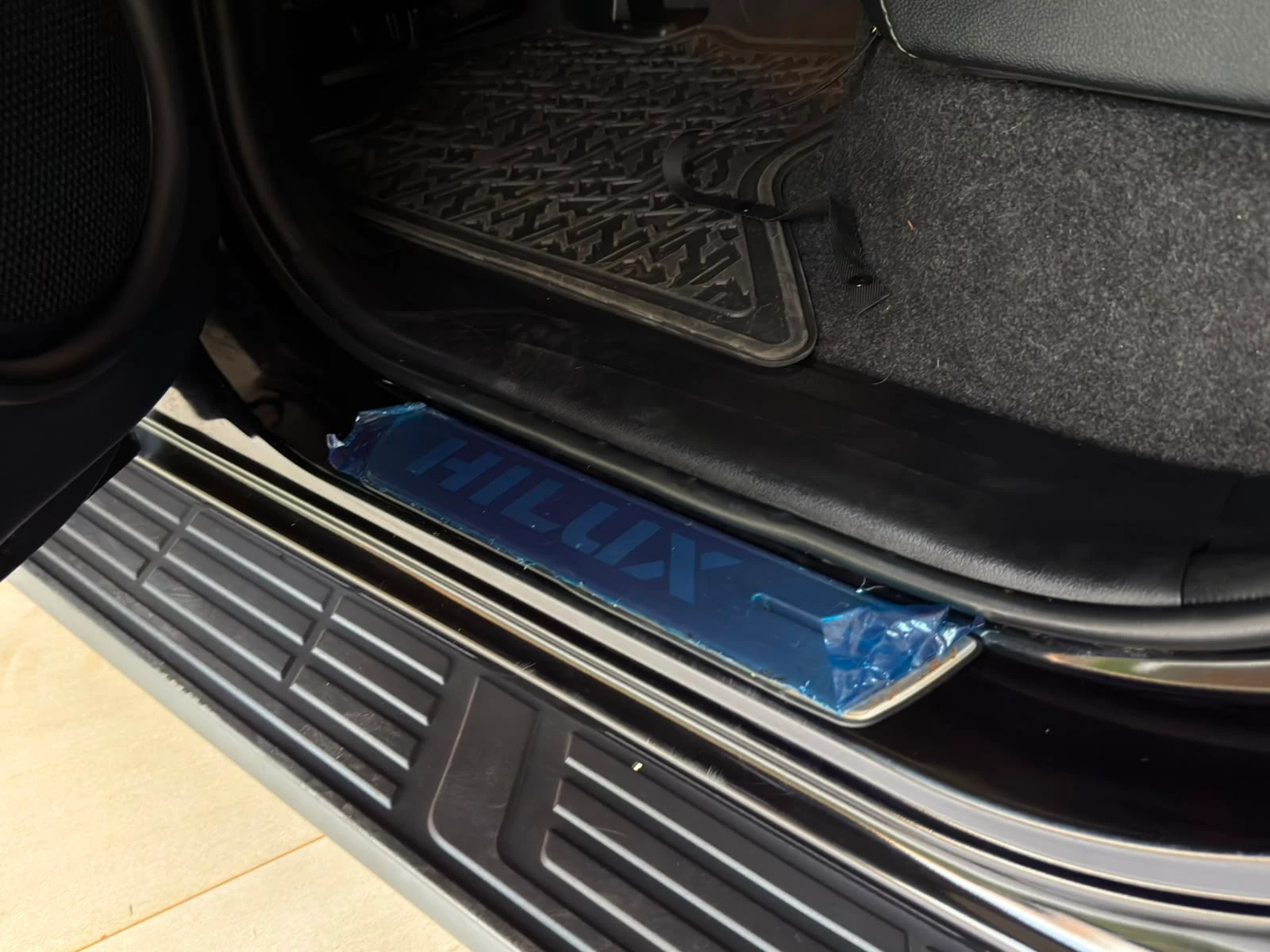 Toyota Hilux SRX Plus — foto 10
