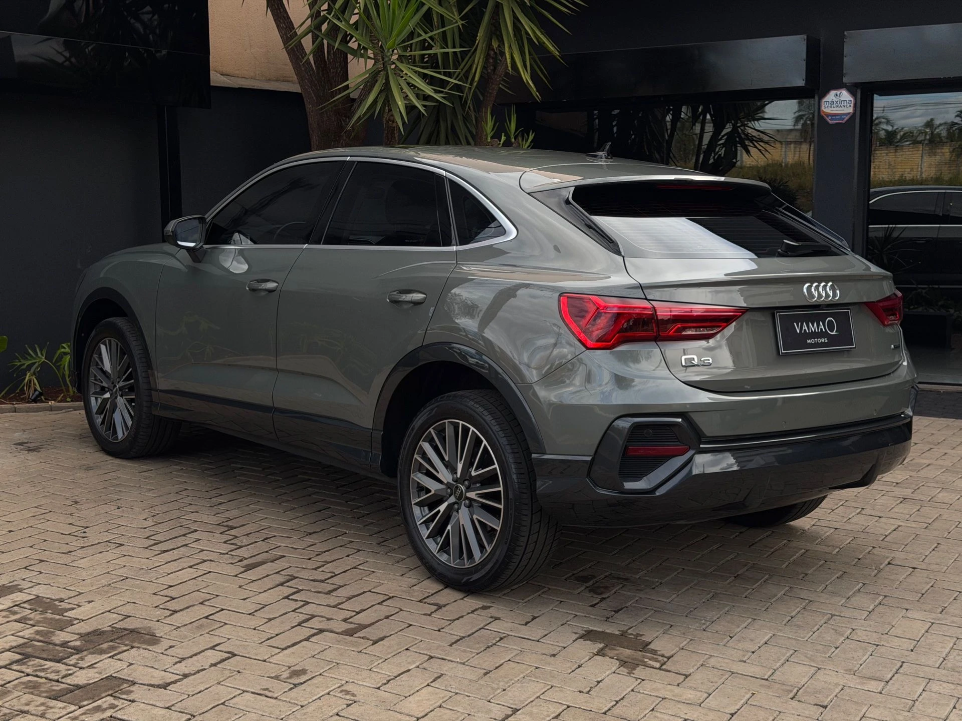 AUDI Q3 — foto 4