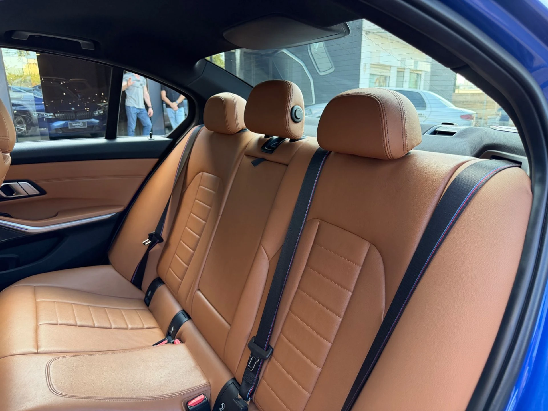BMW 320i M SPORT — foto 14