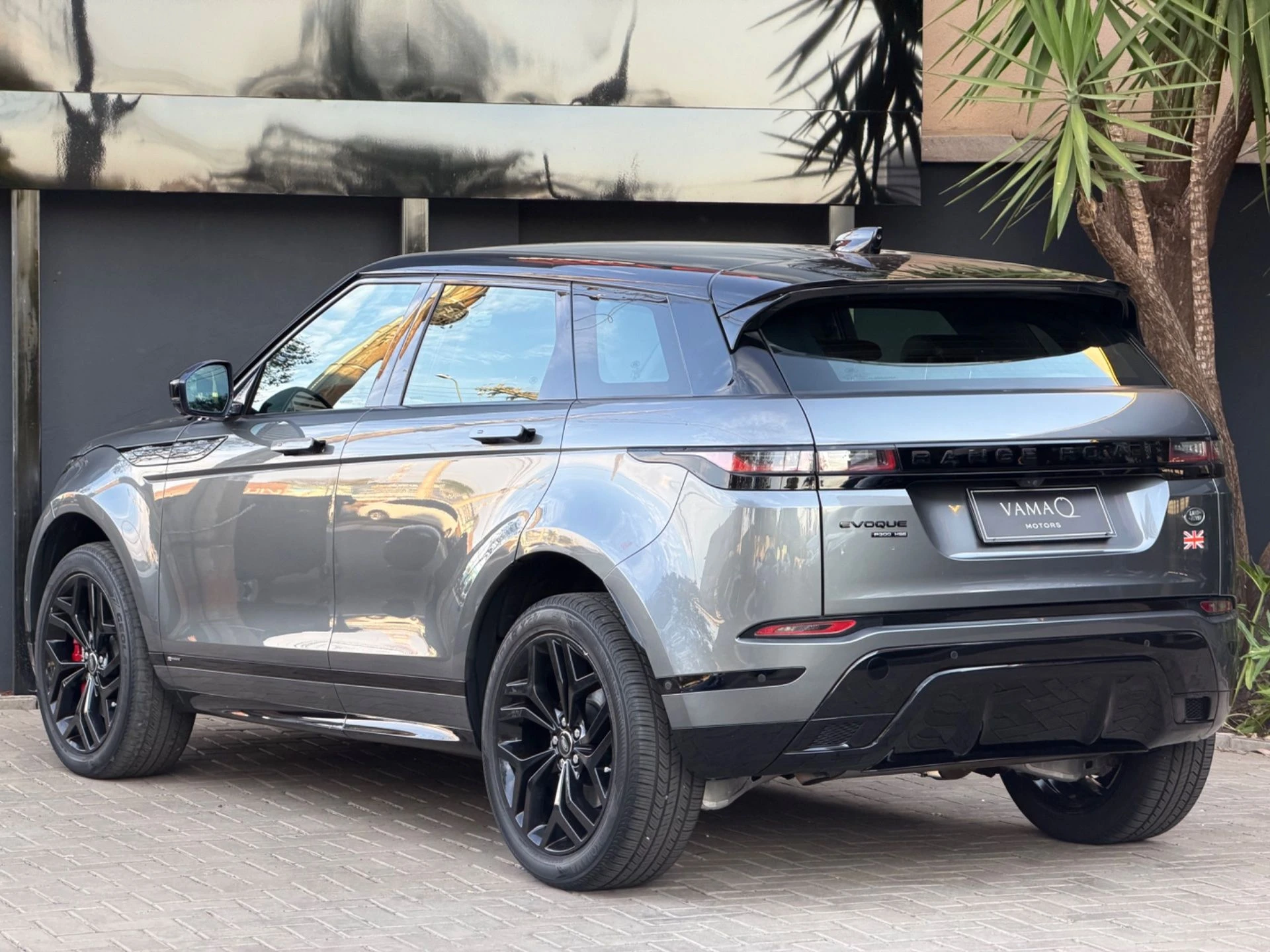 LAND ROVER EVOQUE — foto 6