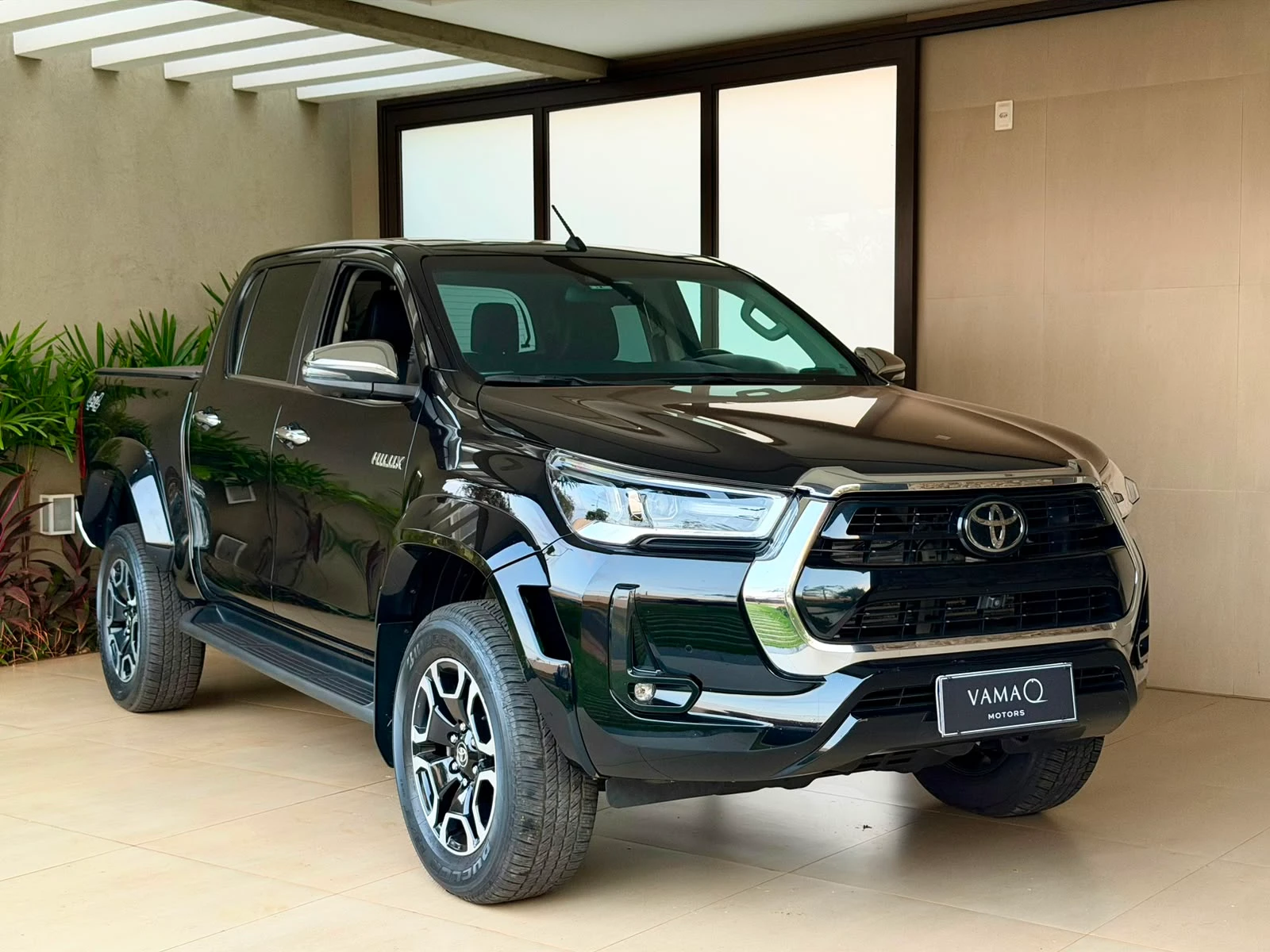 Toyota Hilux SRX Plus — foto 12