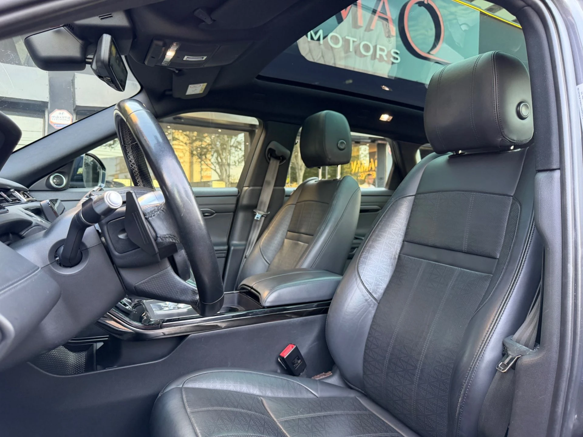 LAND ROVER EVOQUE — foto 11
