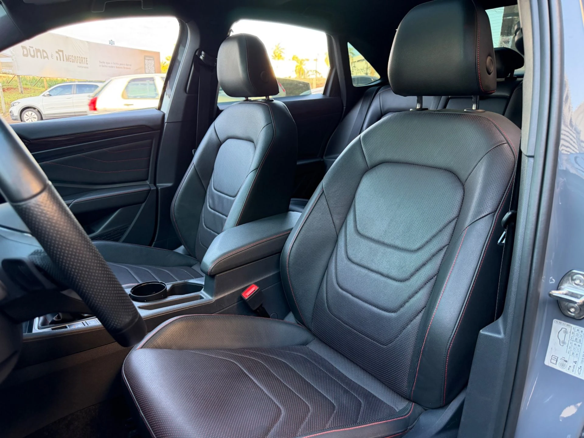 Volkswagen Jetta GLI — foto 15