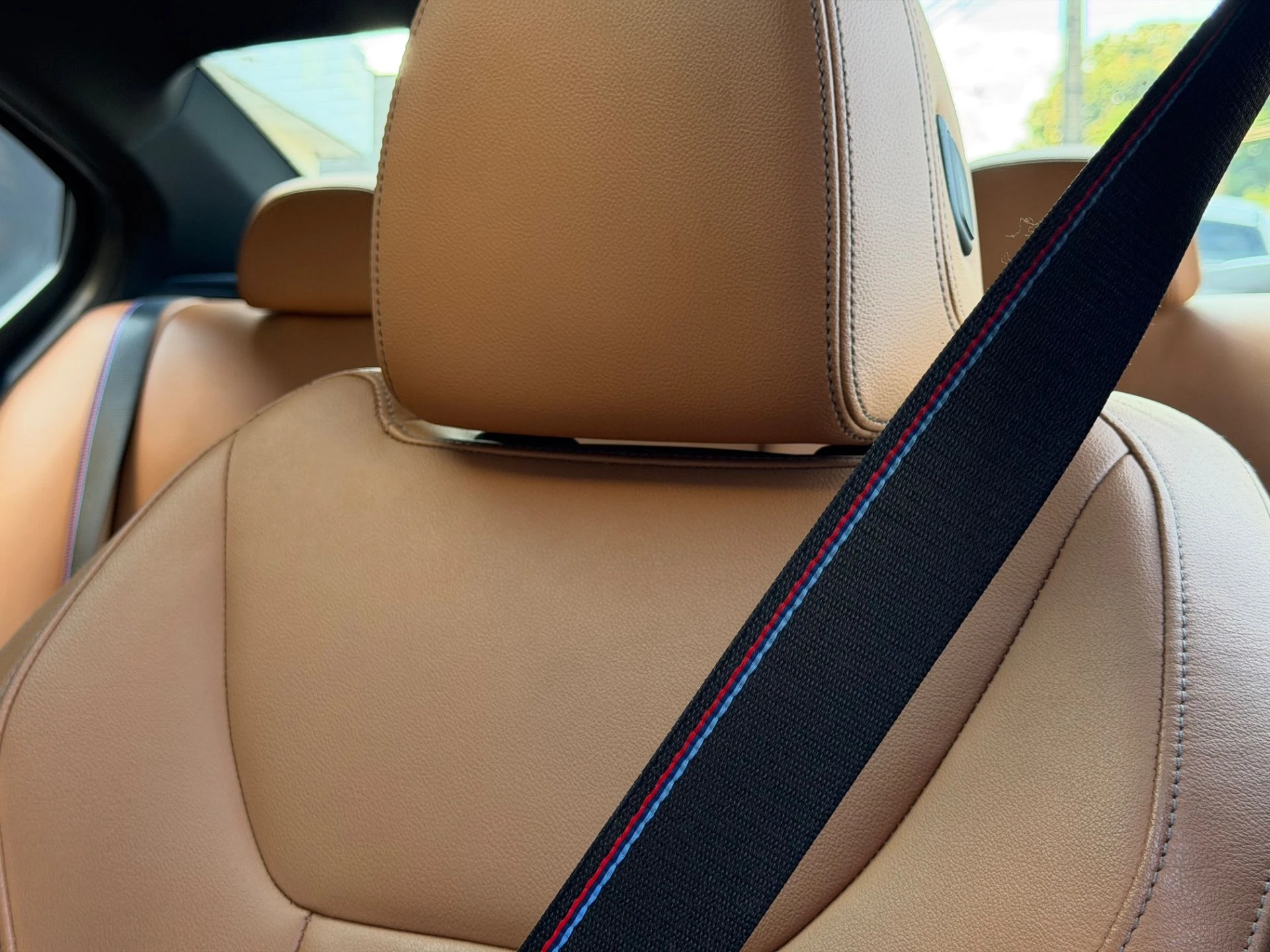 BMW 320i M SPORT — foto 15