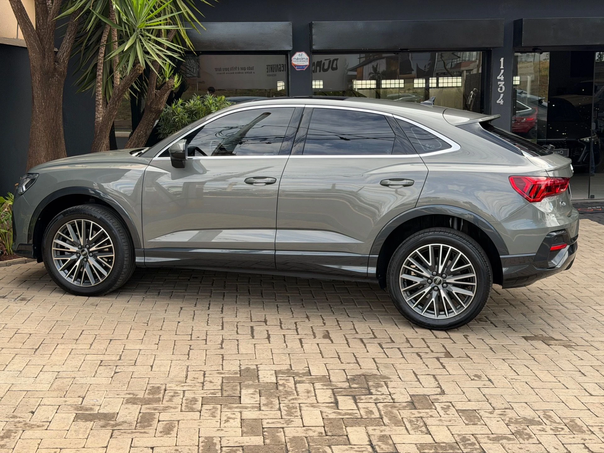 AUDI Q3 — foto 7