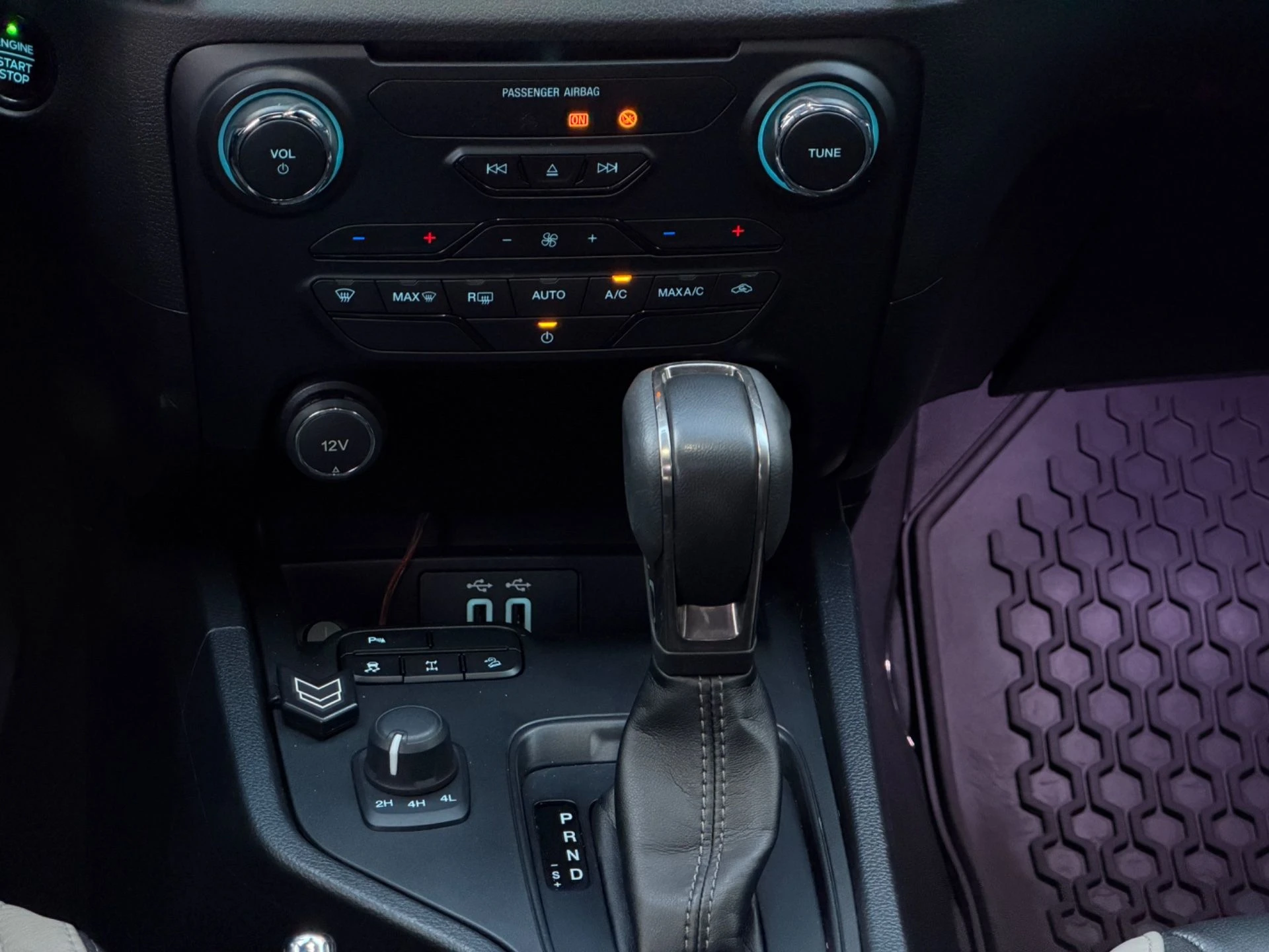 FORD RANGER — foto 8