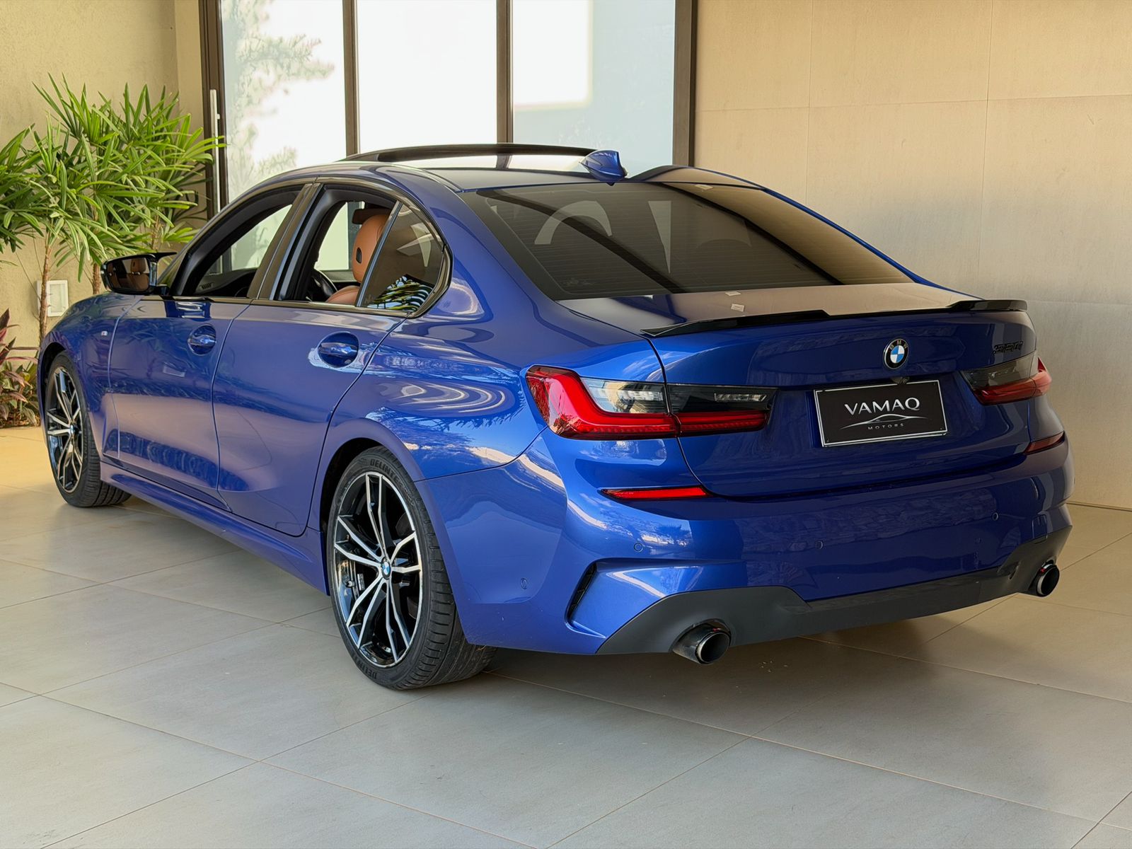 BMW 320i M Sport — foto 6