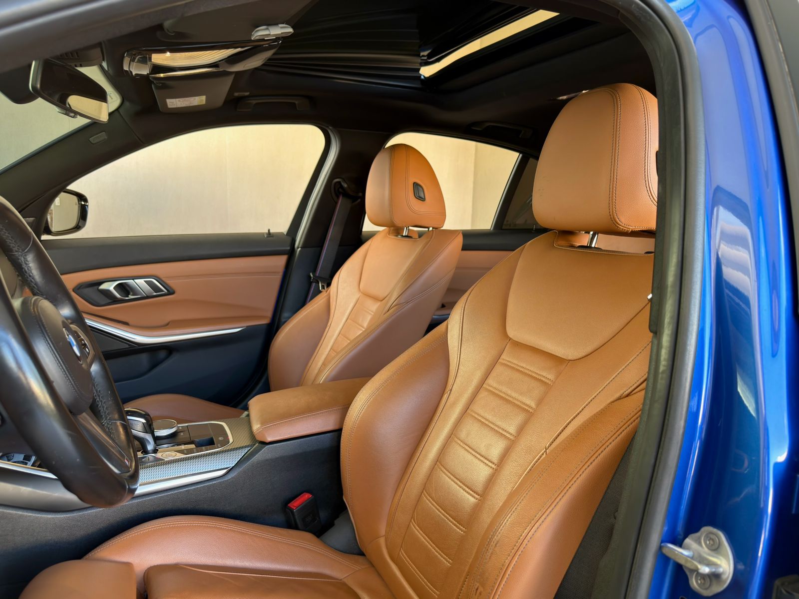 BMW 320i M Sport — foto 12