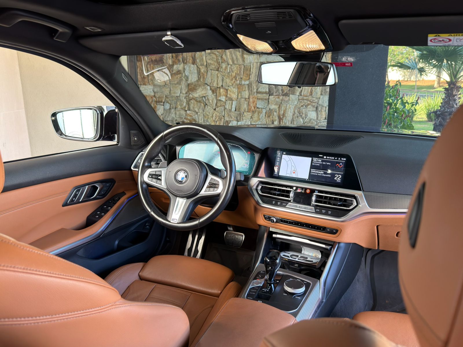 BMW 320i M Sport — foto 16