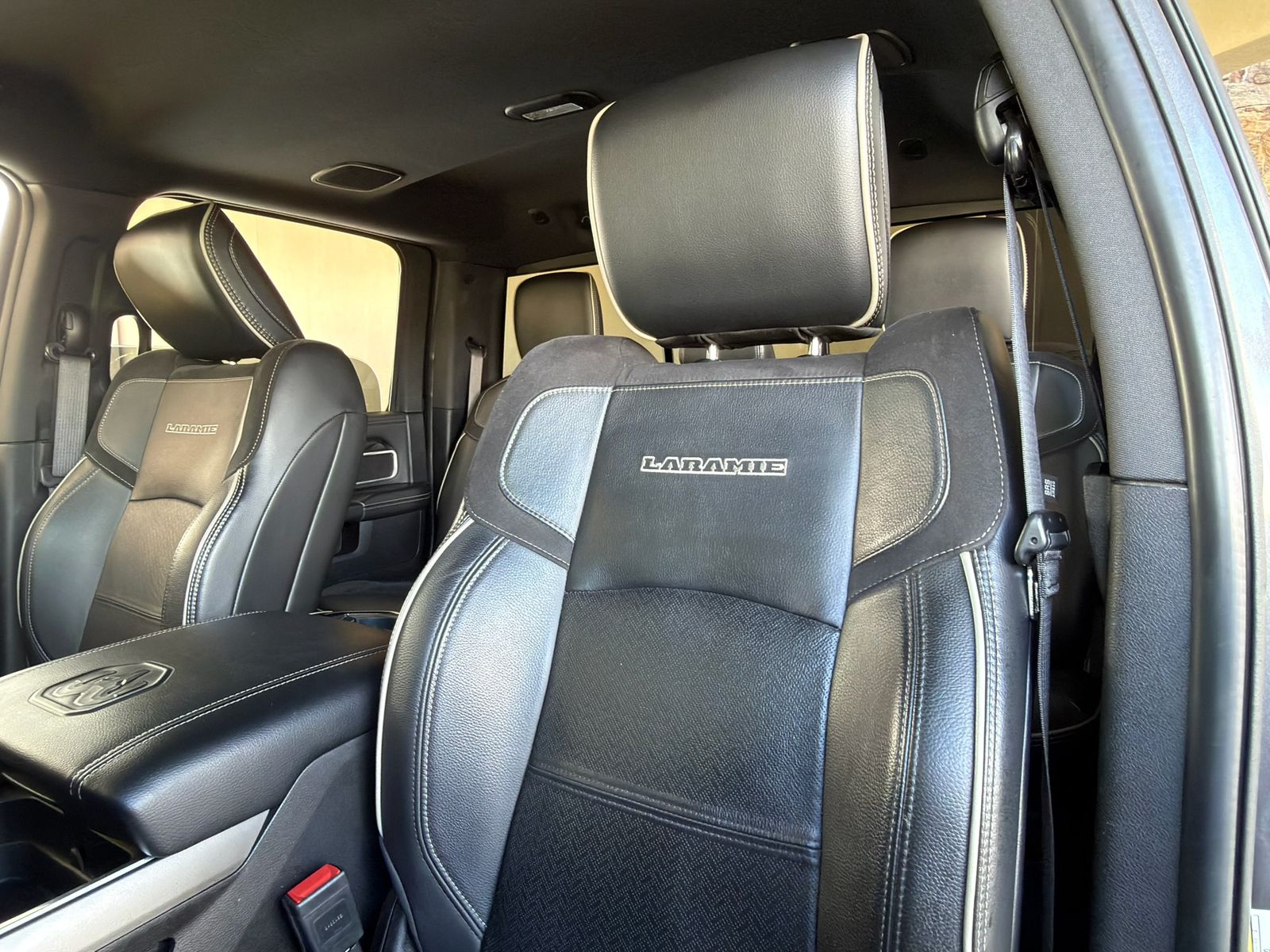 Dodge Ram 2500 Rebel — foto 11