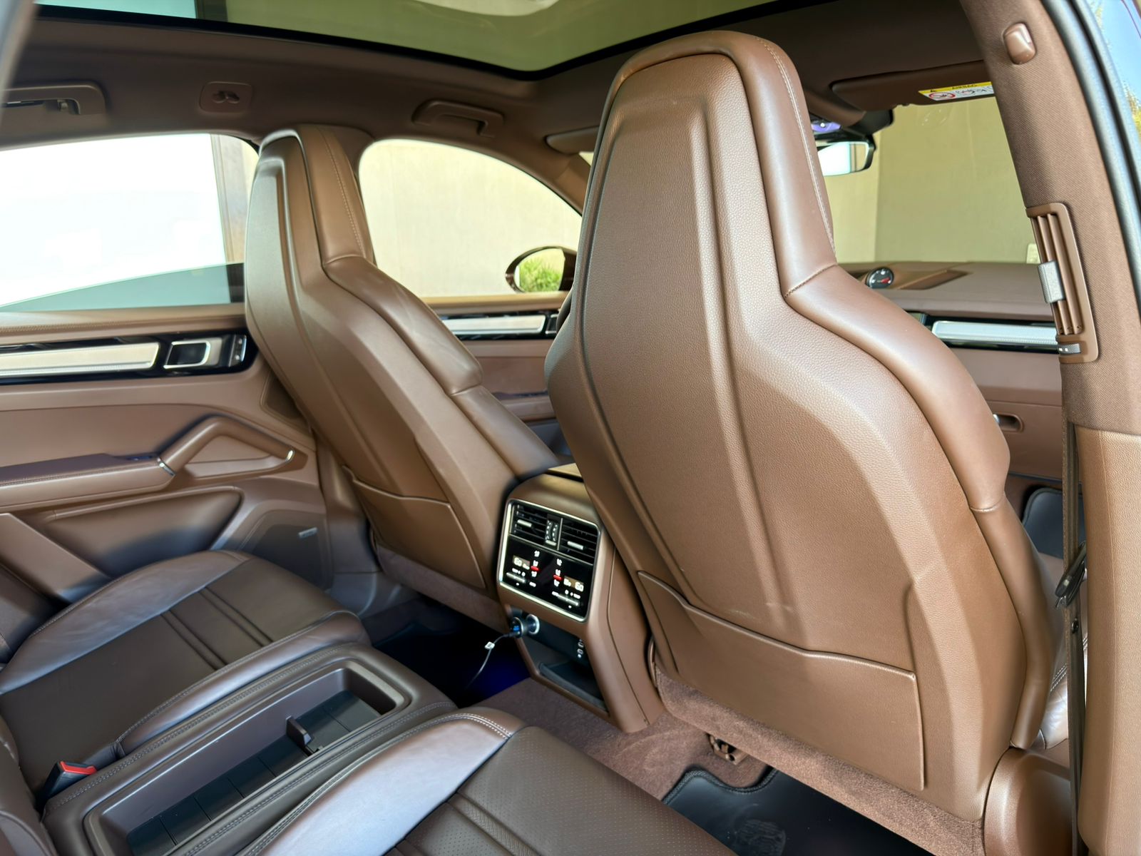 Porsche Cayenne Coupé Platinum Edition — foto 8