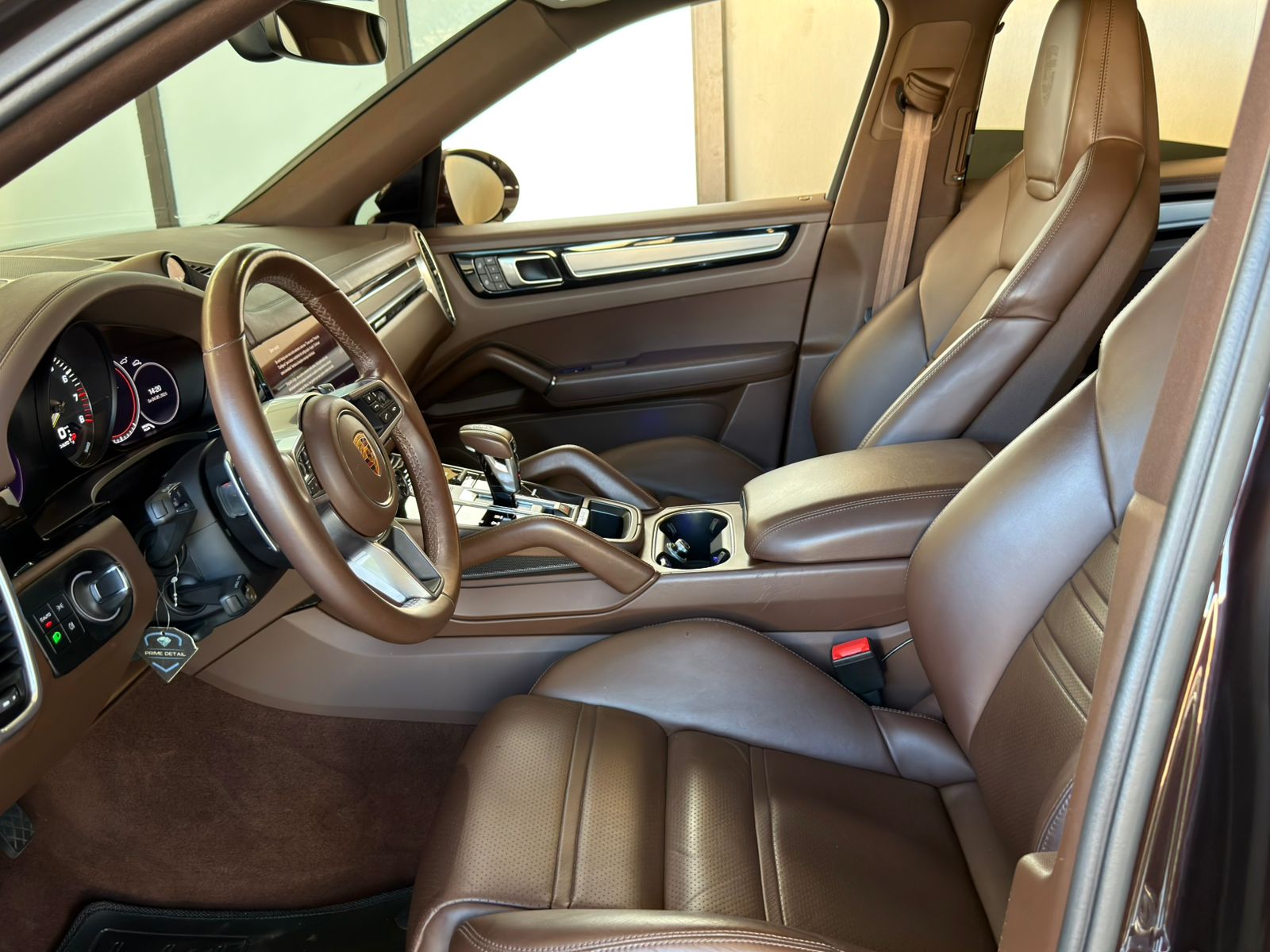 Porsche Cayenne Coupé Platinum Edition — foto 12